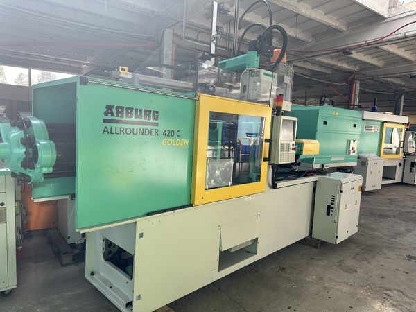 Arburg 420C 1000-290 z manipulatorem Arburg Integralpicker V 