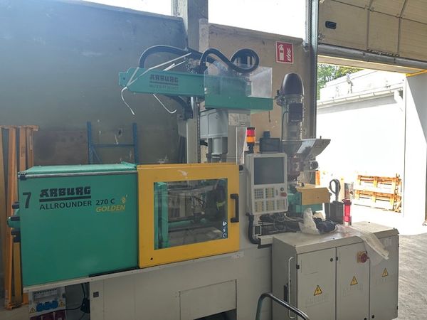 Arburg 270C 400-70 e² z robotem Arburg Multilift / Maszyna hybrydowa