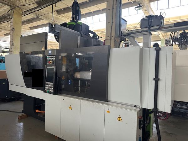 Engel Victory 500/80 Tech / Linia produkcyjna z robotem Engel Viper 12