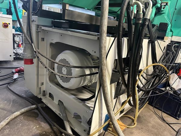 Arburg-470S-wtryskarka-używana-Szczeppol-Łódź-Polska