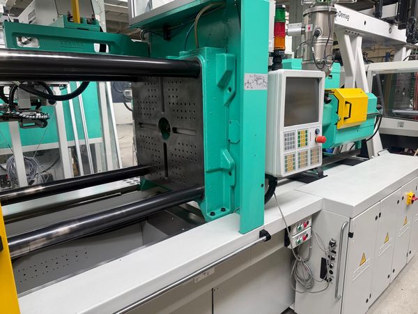 Arburg-520H-wtryskarka-używana-Szczeppol-Łódź-Polska