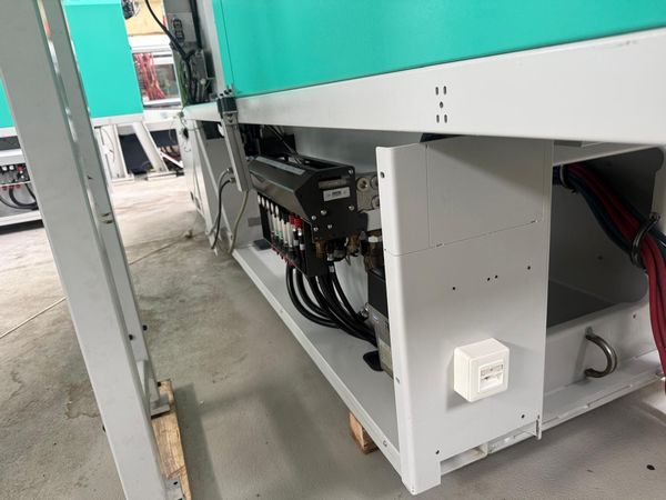 Arburg-520H-wtryskarka-używana-Szczeppol-Łódź-Polska