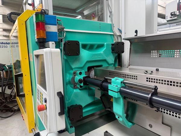 Arburg-520H-wtryskarka-używana-Szczeppol-Łódź-Polska