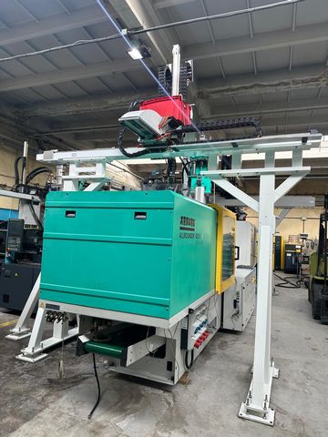 Arburg-520S-wtryskarka-używana-Szczeppol-Łódź-Polska