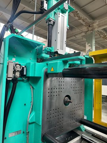 Arburg-520S-wtryskarka-używana-Szczeppol-Łódź-Polska