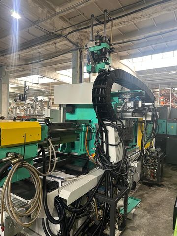 Arburg-570C-wtryskarka-używana-Szczeppol-Łódź-Polska