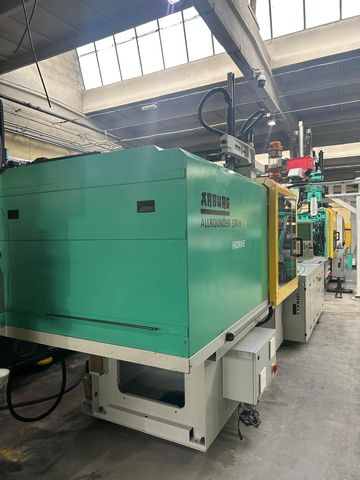 Arburg-570H-wtryskarka-używana-Szczeppol-Łódź-Polska