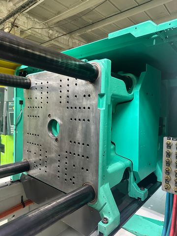 Arburg-570H-wtryskarka-używana-Szczeppol-Łódź-Polska