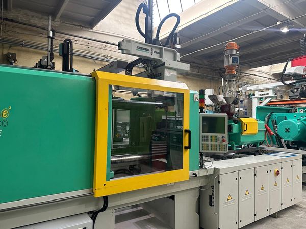 Arburg-570H-wtryskarka-używana-Szczeppol-Łódź-Polska