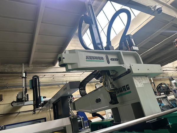 Arburg-570H-wtryskarka-używana-Szczeppol-Łódź-Polska