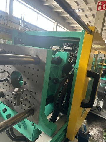 Arburg-270C-wtryskarka-używana-Szczeppol-Łódź-Polska