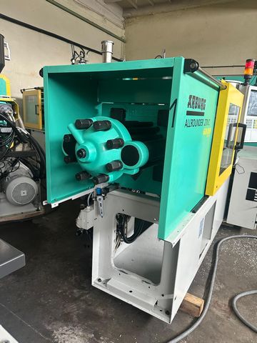 Arburg-270C-wtryskarka-używana-Szczeppol-Łódź-Polska