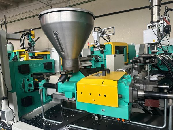 Arburg-270C-wtryskarka-używana-Szczeppol-Łódź-Polska