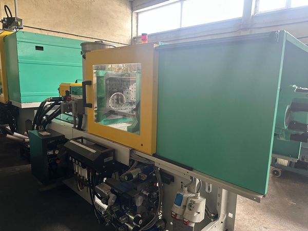 Arburg-270C-wtryskarka-używana-Szczeppol-Łódź-Polska