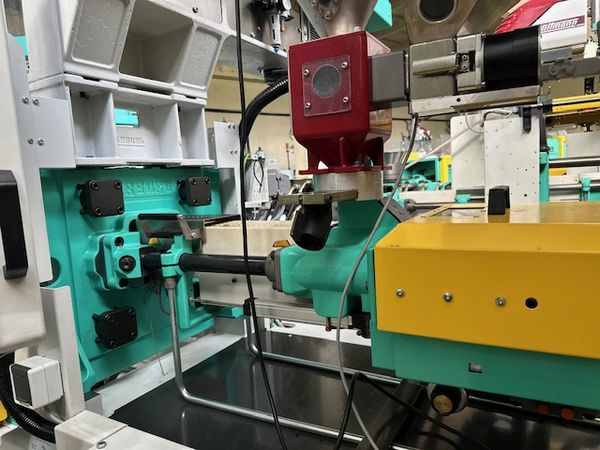 Arburg-270C-wtryskarka-używana-Szczeppol-Łódź-Polska