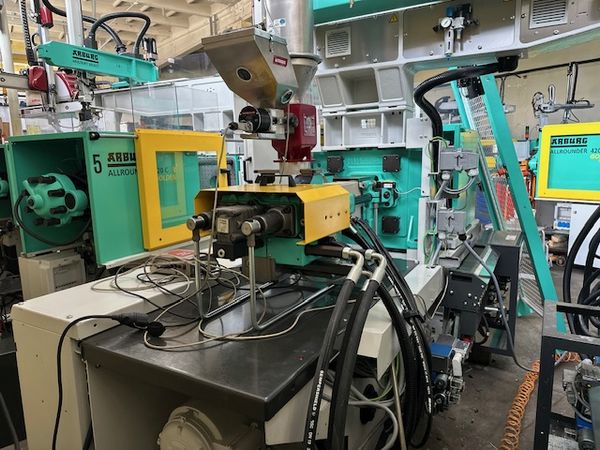 Arburg-270C-wtryskarka-używana-Szczeppol-Łódź-Polska
