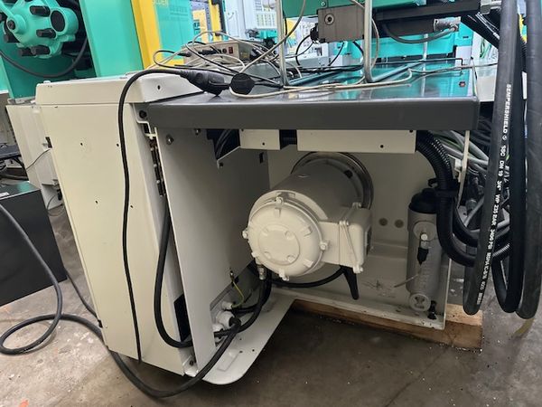 Arburg-270C-wtryskarka-używana-Szczeppol-Łódź-Polska