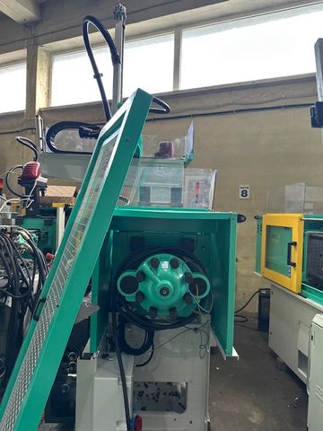 Arburg-270C-wtryskarka-używana-Szczeppol-Łódź-Polska