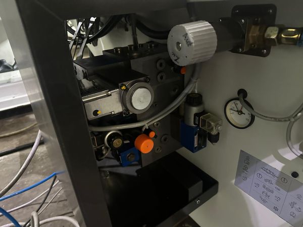 Arburg-320C-wtryskarka-używana-Szczeppol-Łódź-Polska