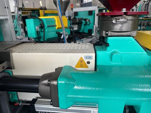 Arburg-320C-wtryskarka-używana-Szczeppol-Łódź-Polska