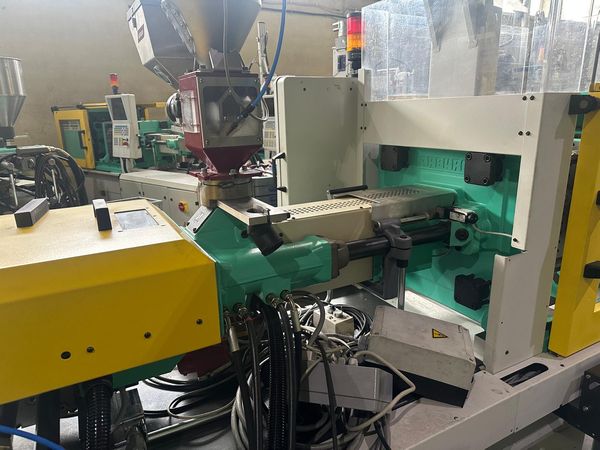 Arburg-320C-wtryskarka-używana-Szczeppol-Łódź-Polska