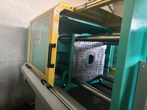 Arburg-420S-wtryskarka-używana-Szczeppol-Łódź-Polska