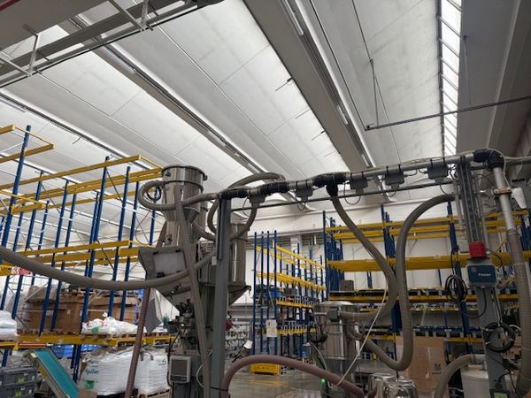 Piovan-dozownik-barwnika-Szczeppol-Łódź-Polska