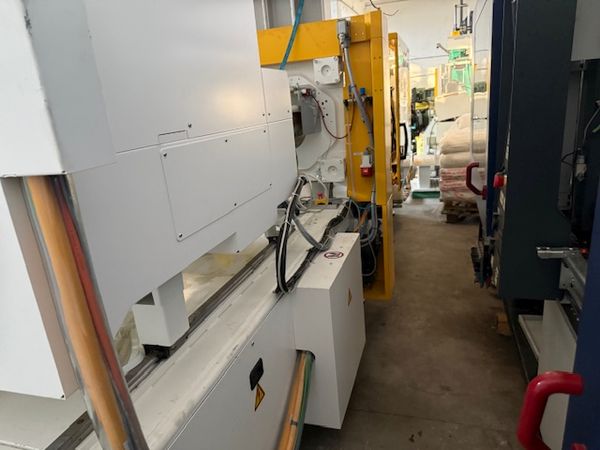 Engel-E-max-wtryskarka-używana-Szczeppol-Łódź-Polska