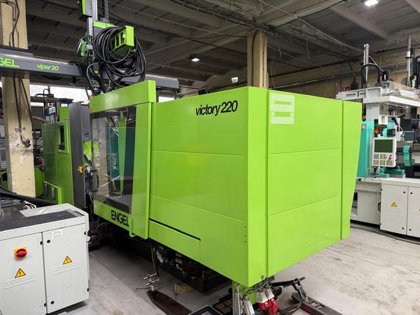 Engel-wtryskarka-używana-Szczeppol-Łódź-Polska