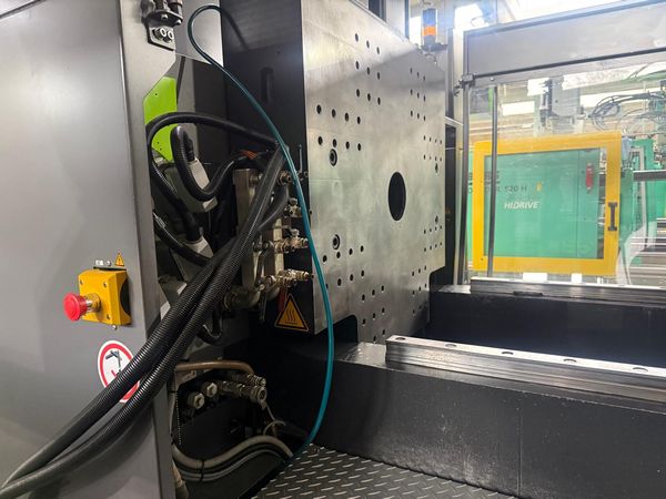 Engel-wtryskarka-używana-Szczeppol-Łódź-Polska