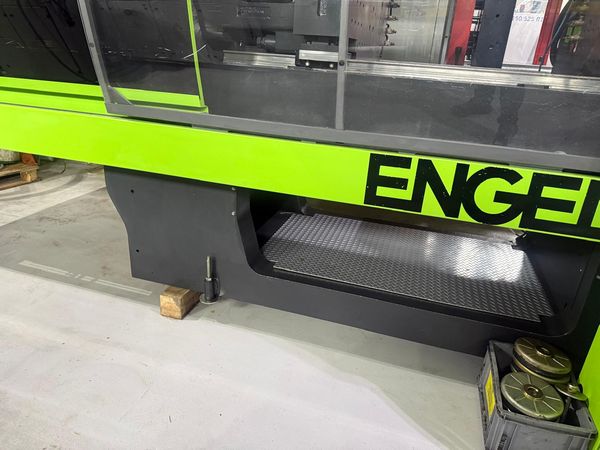 Engel-wtryskarka-używana-Szczeppol-Łódź-Polska