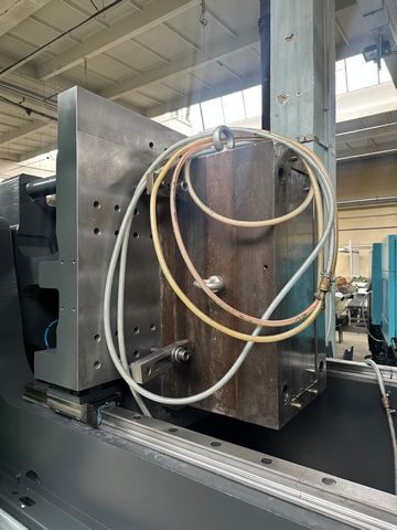 Engel-wtryskarka-używana-Szczeppol-Łódź-Polska