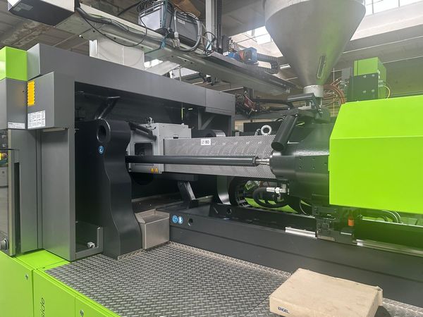 Engel-wtryskarka-używana-Szczeppol-Łódź-Polska