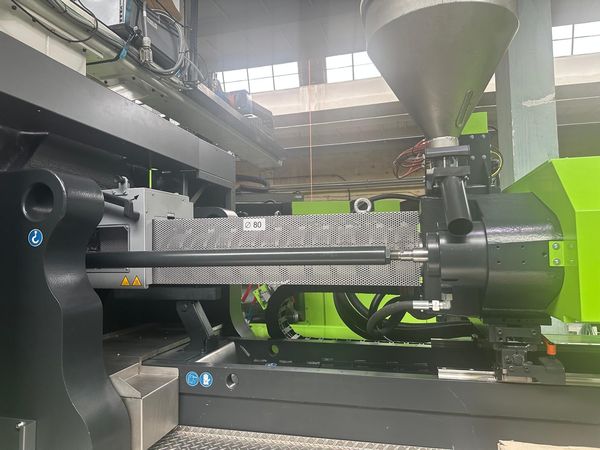 Engel-wtryskarka-używana-Szczeppol-Łódź-Polska