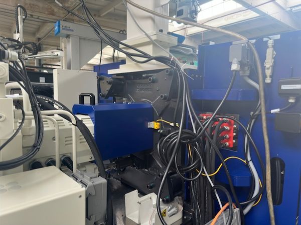 Haitian-wtryskarka-używana-Szczeppol-Łódź-Polska