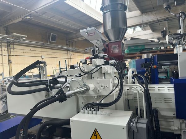 Haitian-wtryskarka-używana-Szczeppol-Łódź-Polska