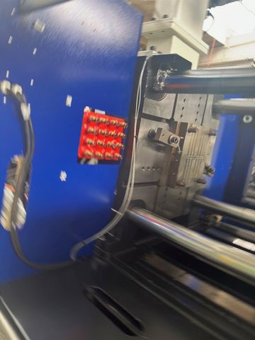 Haitian-wtryskarka-używana-Szczeppol-Łódź-Polska