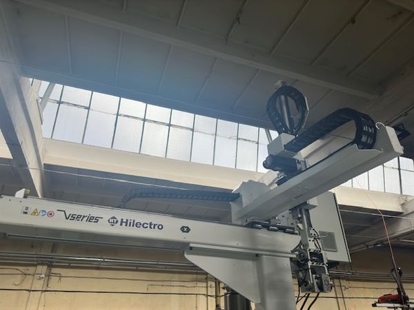 Haitian-wtryskarka-używana-Szczeppol-Łódź-Polska