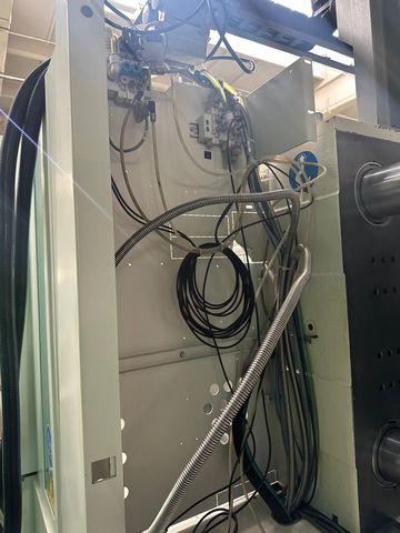 Krauss-Maffei-wtryskarka-używana-Szczeppol-Łódź-Polska