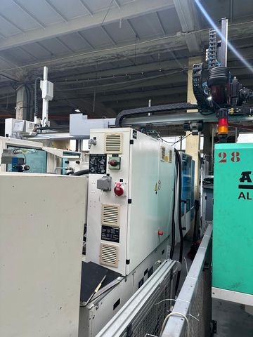 Krauss-Maffei-wtryskarka-używana-Szczeppol-Łódź-Polska