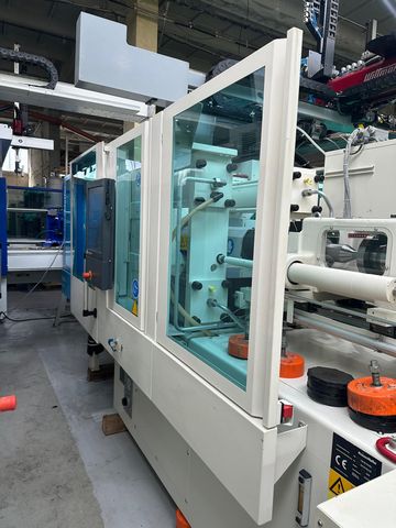 Krauss-Maffei-wtryskarka-używana-Szczeppol-Łódź-Polska