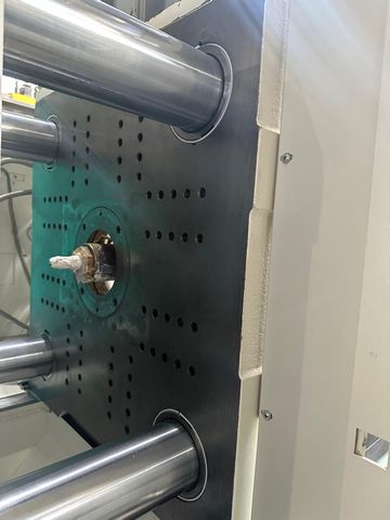 Krauss-Maffei-wtryskarka-używana-Szczeppol-Łódź-Polska