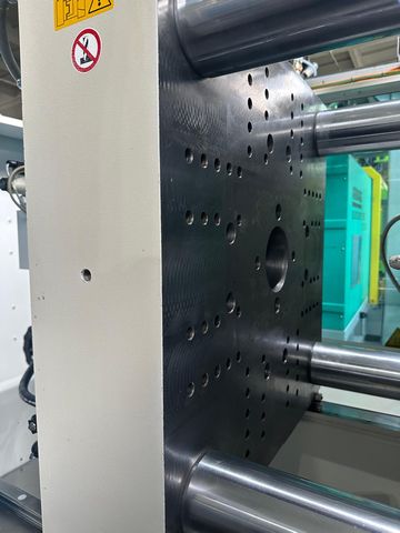 Krauss-Maffei-wtryskarka-używana-Szczeppol-Łódź-Polska