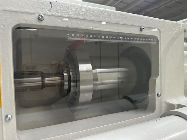 Krauss-Maffei-wtryskarka-używana-Szczeppol-Łódź-Polska