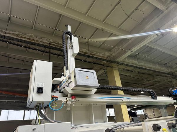 Krauss-Maffei-wtryskarka-używana-Szczeppol-Łódź-Polska