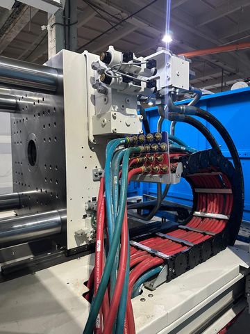 Krauss-Maffei-wtryskarka-używana-Szczeppol-Łódź-Polska