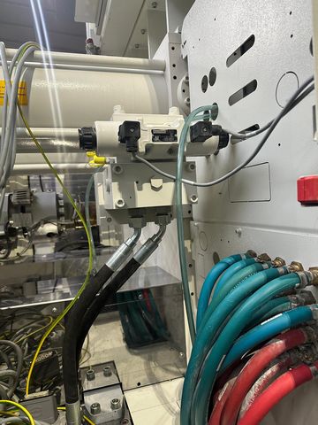 Krauss-Maffei-wtryskarka-używana-Szczeppol-Łódź-Polska