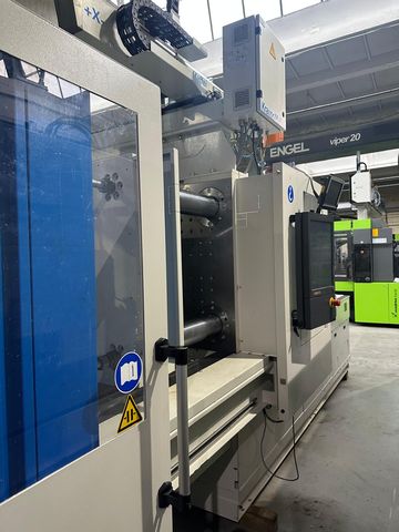 Krauss-Maffei-wtryskarka-używana-Szczeppol-Łódź-Polska