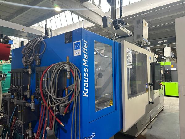 Krauss-Maffei-wtryskarka-używana-Szczeppol-Łódź-Polska
