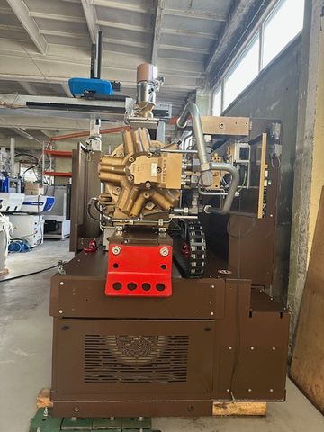 Krauss-Maffei-wtryskarka-używana-Szczeppol-Łódź-Polska